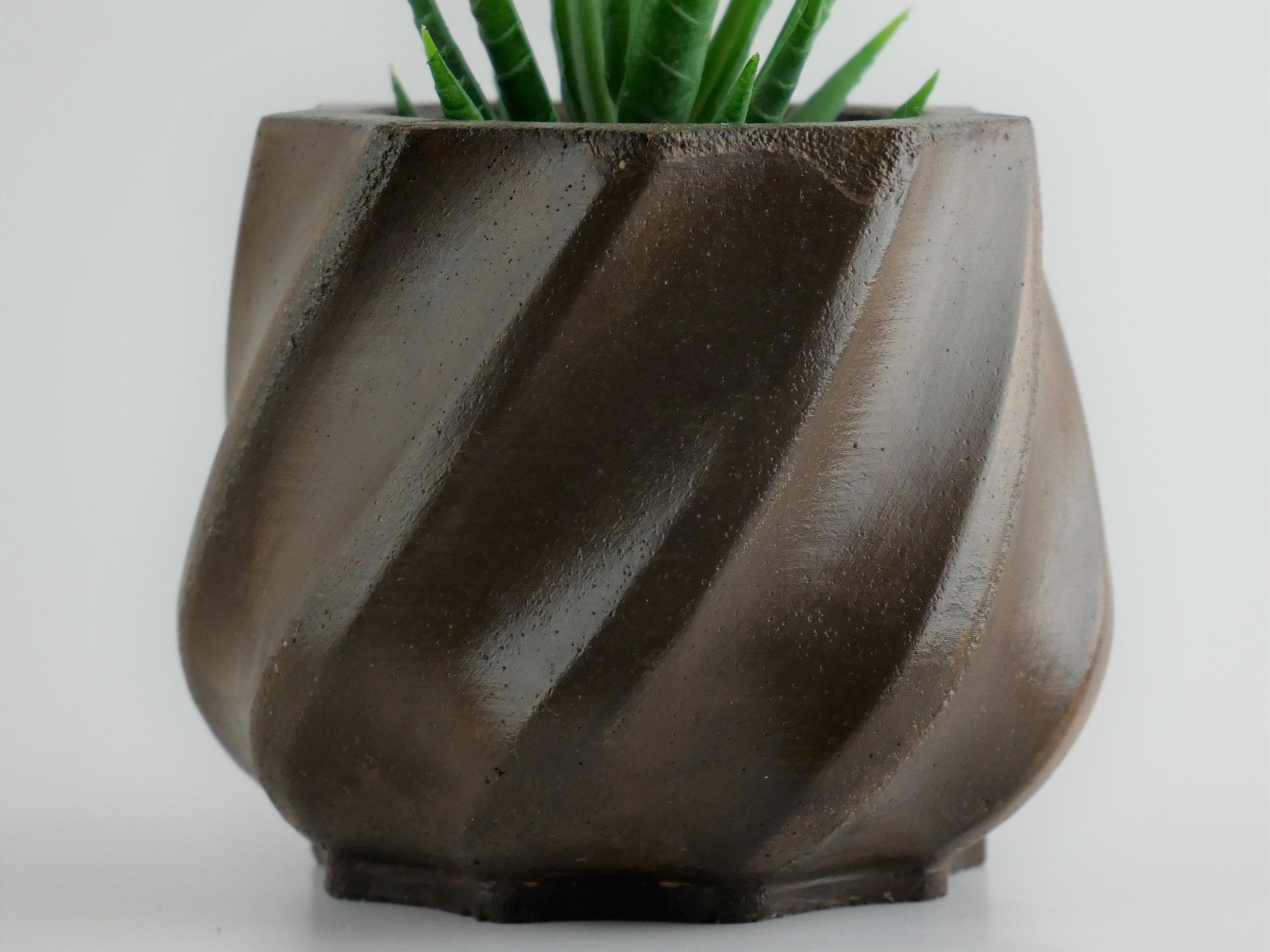 Nejire - Cement Planter - Planter - Liminal Goods