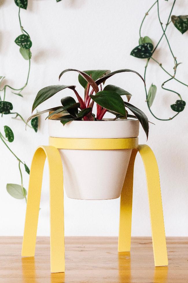 Perch Metal Plant Stand
