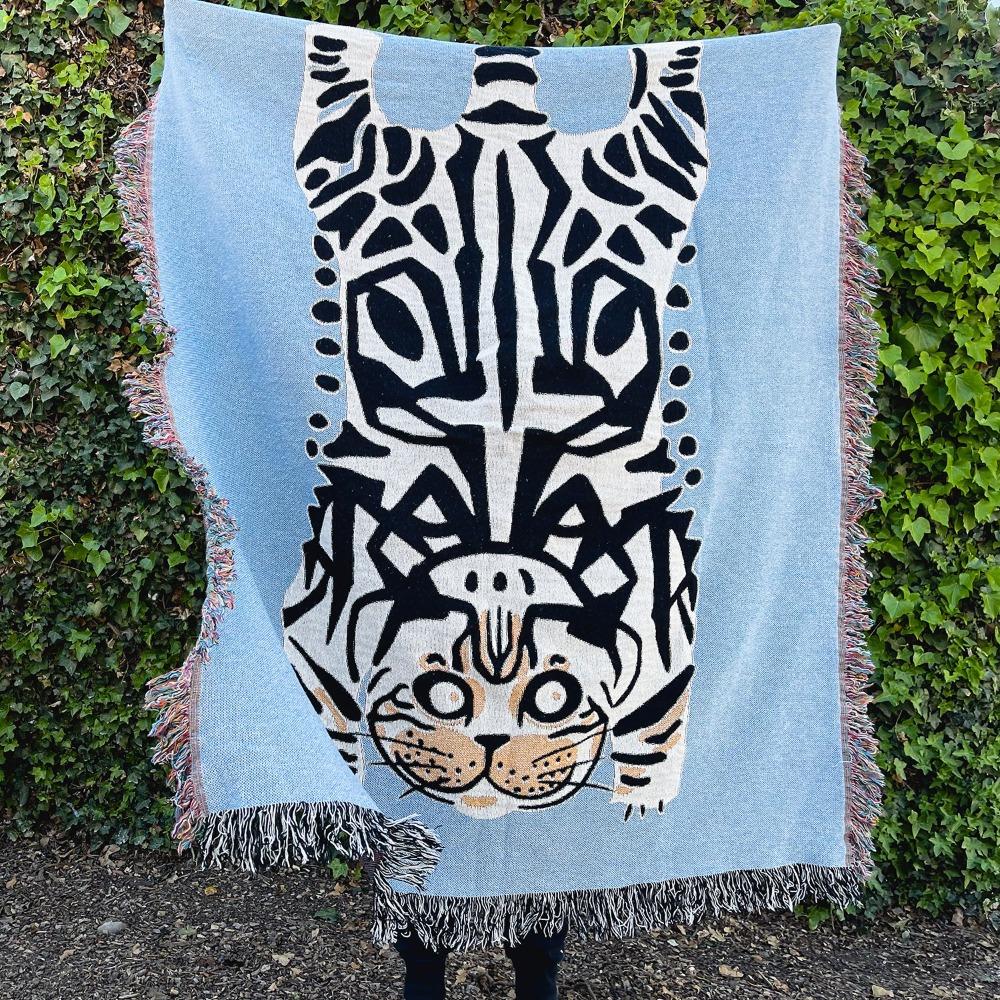 Relatable Basic - American Shorthair Woven Blanket